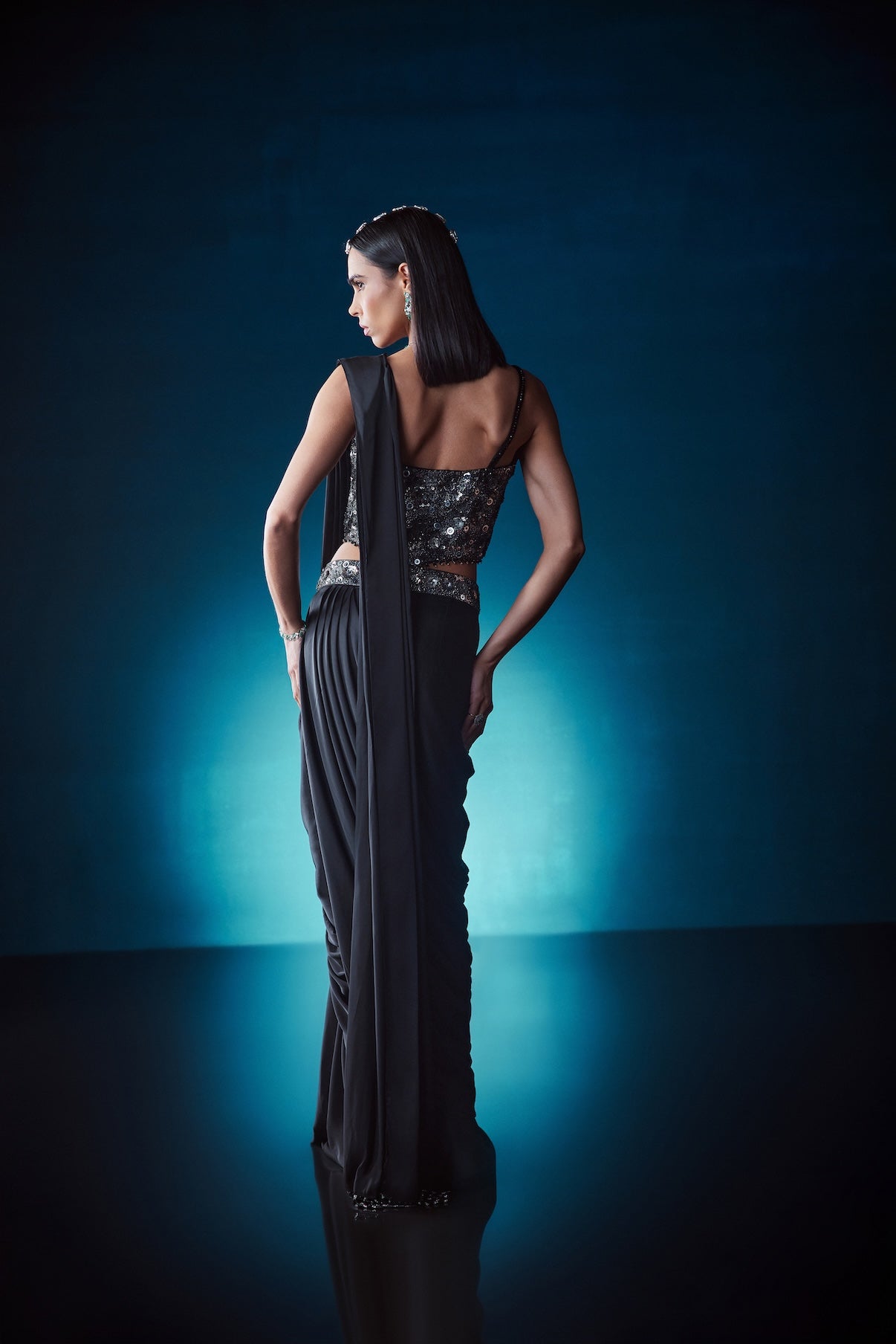 BLACK CORSET DRAPE SAREE SET