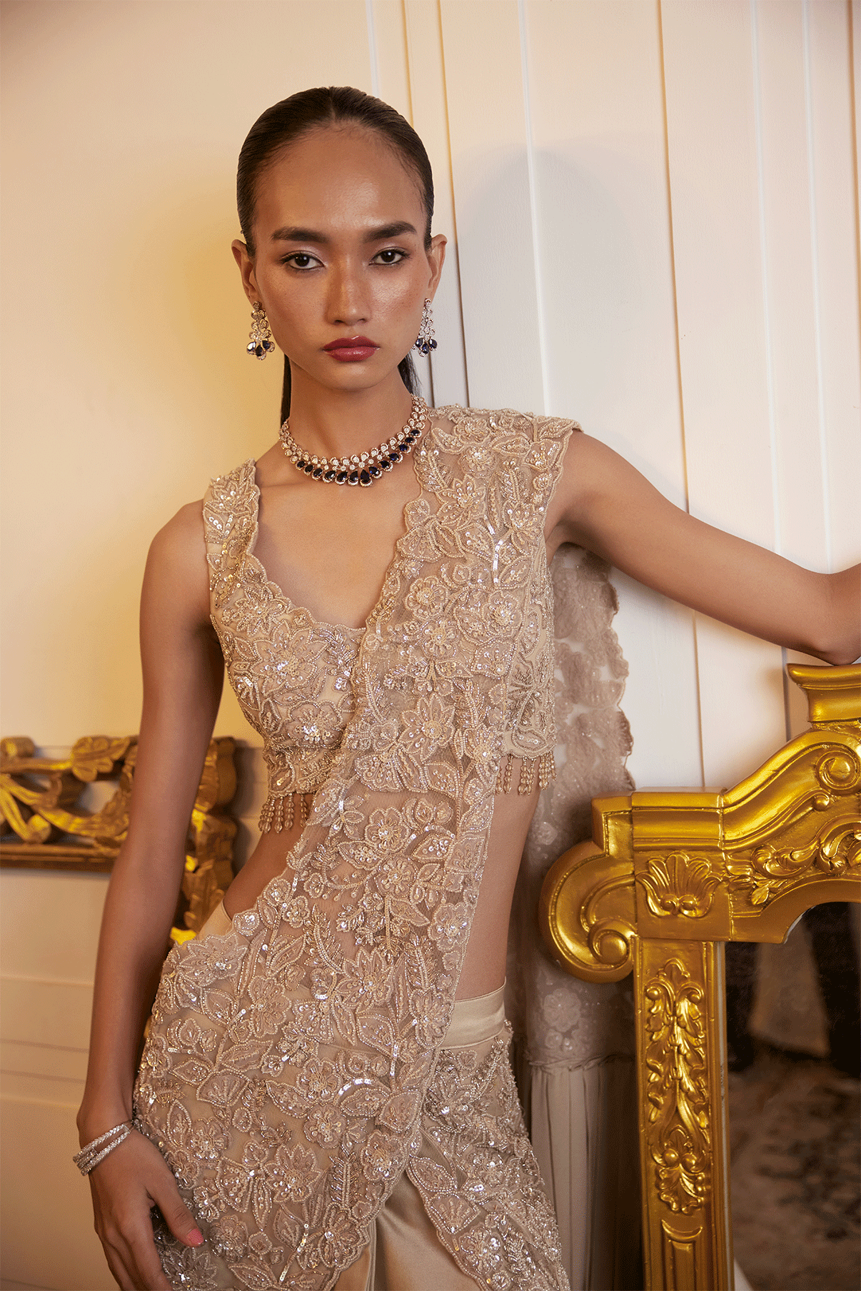 BEIGE DRAPE SLIT SAREE