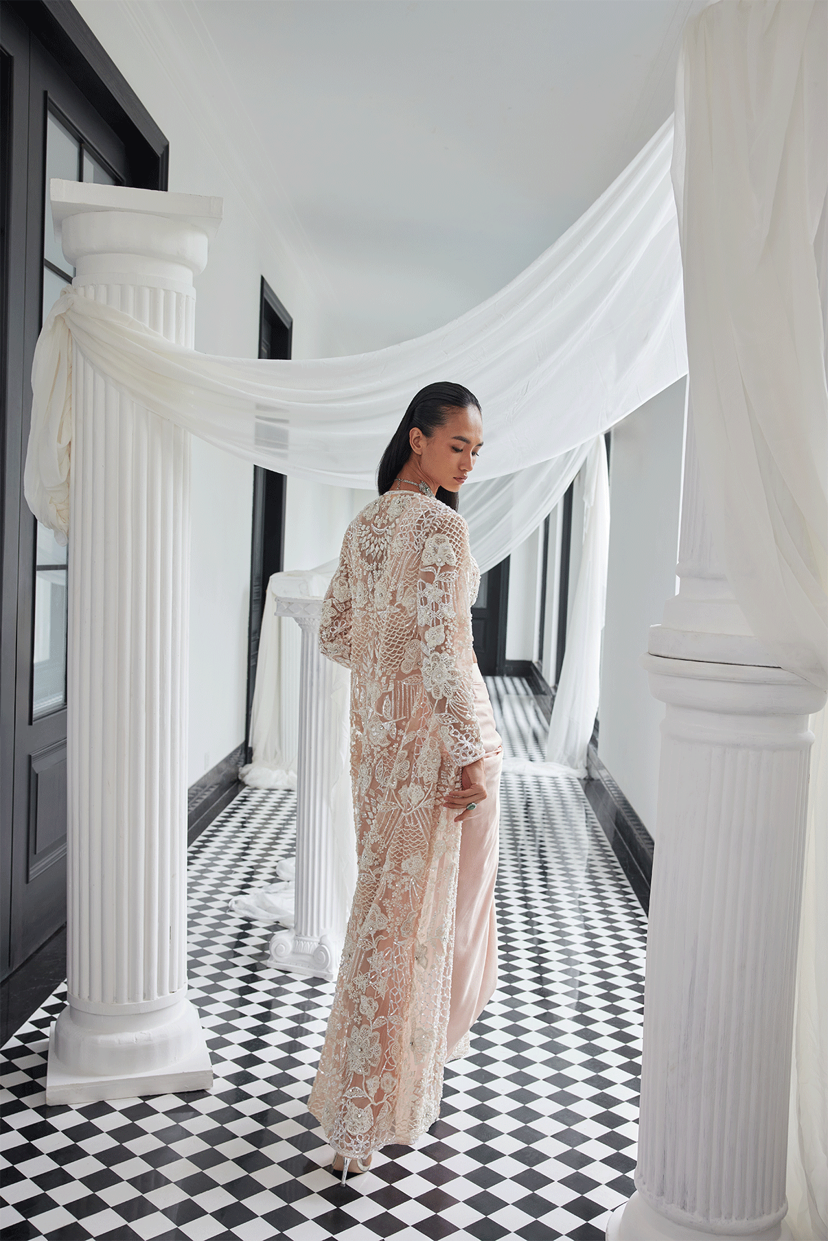 PINK APPLIQUE JACKET SET WITH AN UPSKIRT