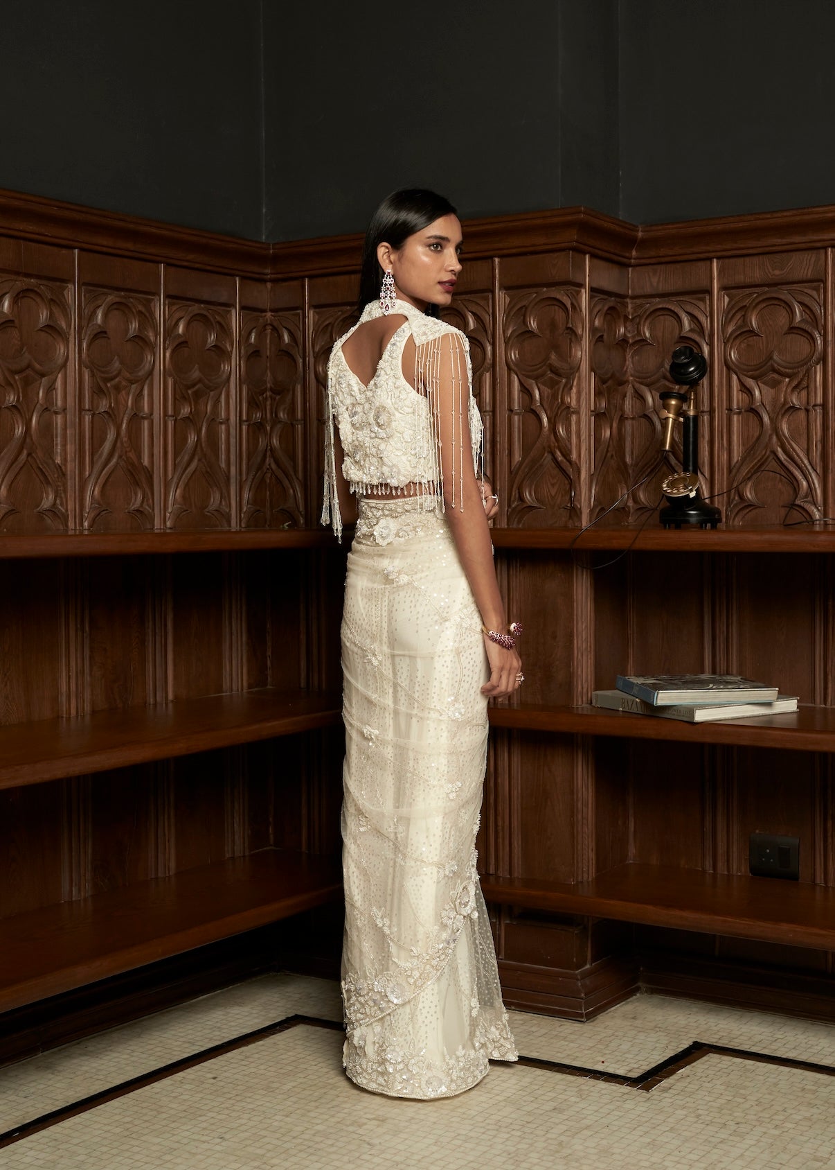 IVORY CAPE-SAREE SET