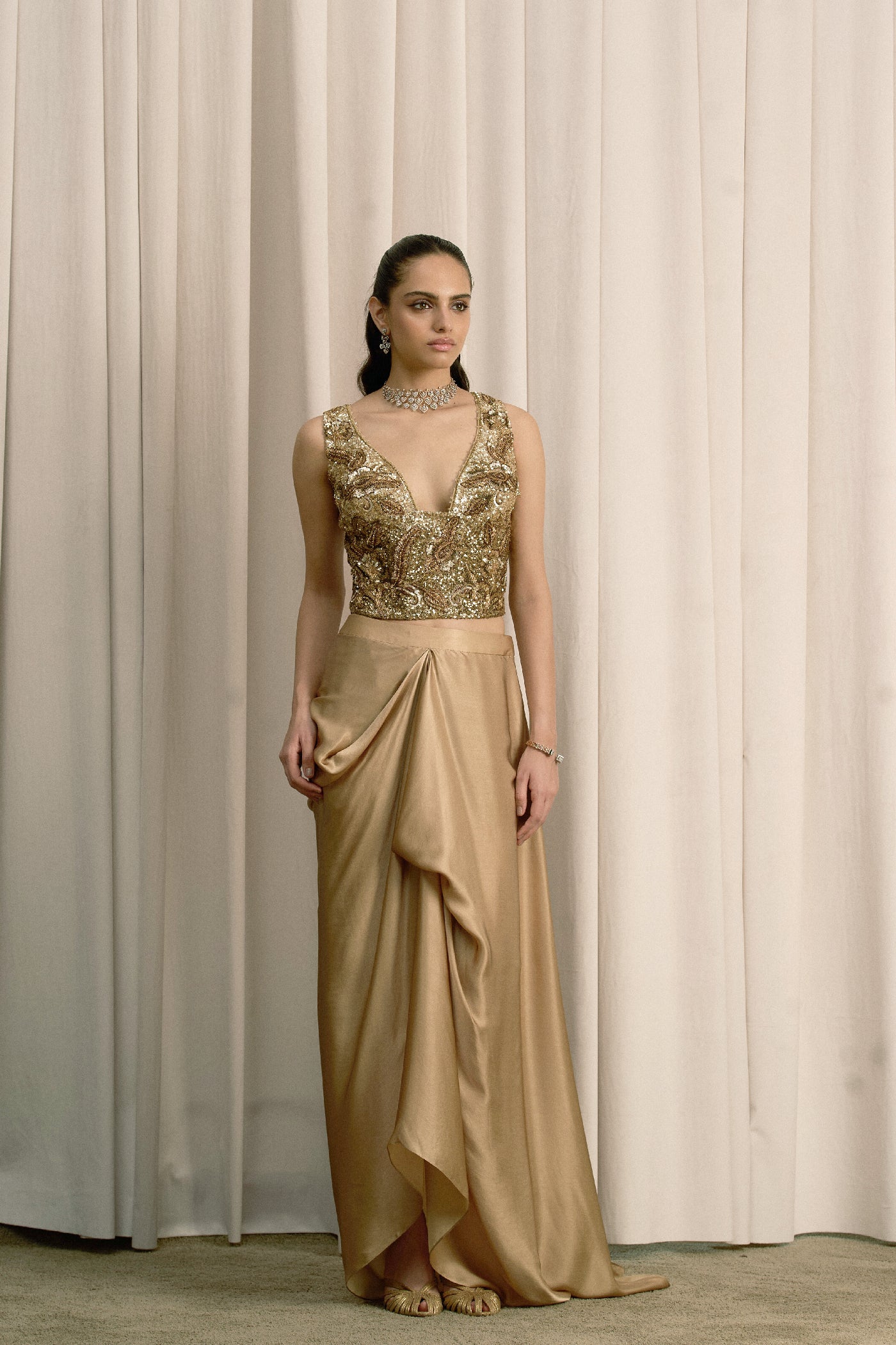 BEIGE EMBROIDERED TOP WITH PICK-UP SKIRT