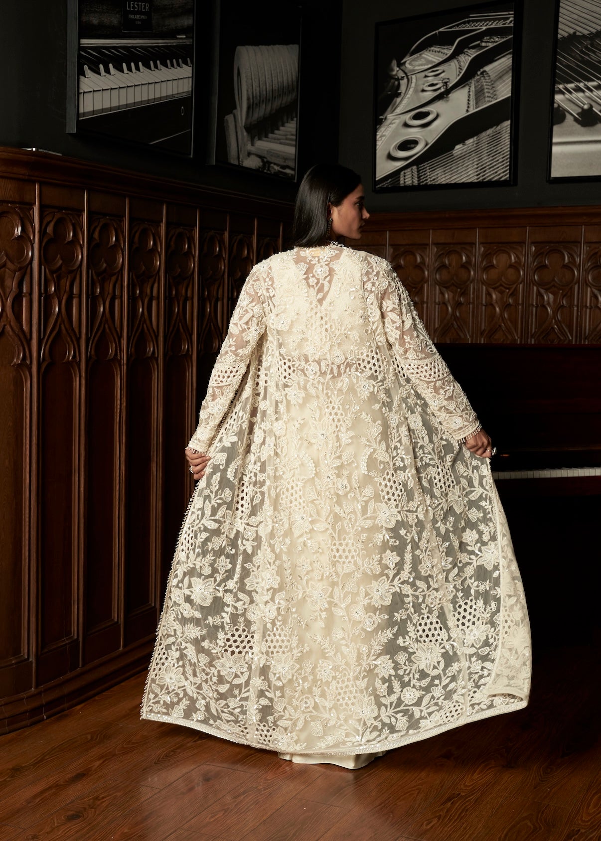 IVORY JACKET- SKIRT SET